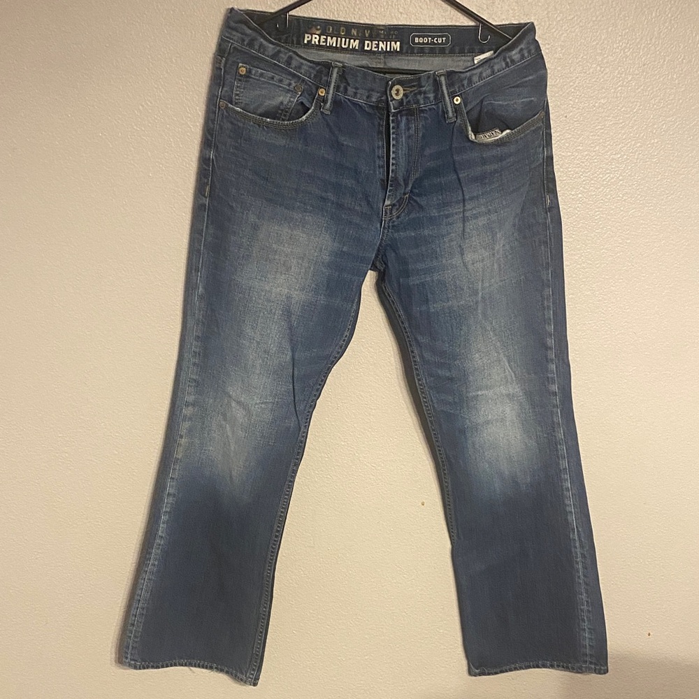 Old Navy Men's Bootcut Blue Jeans